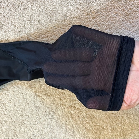 Under Armour leggings - Picture 3 of 3